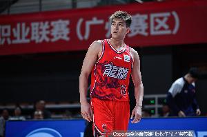 吴庆龙：郭艾伦是十足的“球痴” 他的成功绝非偶然