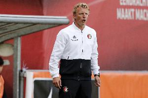 库伊特：曾接近担任斯洛特的助教，这本应是很好的学习机会