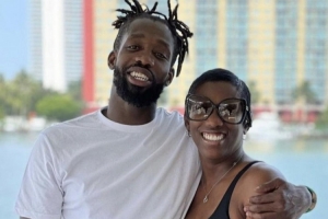 贝弗利：赛场外我是绝对的妈宝男 和威少&浓眉吃饭我都主动买单