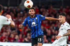 记者：马竞仍在就埃德森和亚特兰大谈判，他和安德森都是曼联目标