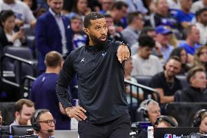 DNP康神？路威：怀特把李救了 你敢想象科尔最后时刻不上库里吗？