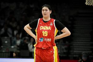 中国女篮集训：6人报到仅1人训练