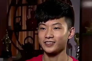 赵心童17岁采访：小时候想成丁俊晖那样的人，他夺冠那天是我生日