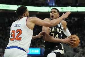 马布里：字母和布伦森都需要大量持球 他俩想建立化学反应很难