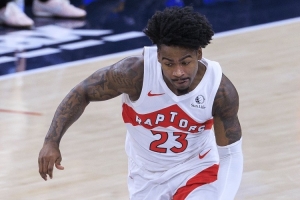 最后断电了！谢德15中7砍18分7助 追分时刻空位三分连续打铁