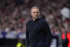 马卡报：弗里克将在巴萨锁定联赛冠军后续约，新合同到2028年