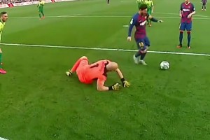 完全拉高了球迷的观赛阈值！这只是梅西那些年的基本操作！