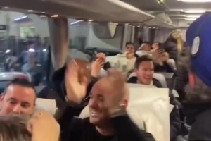 熟悉的面孔❤！内拉祖里们从视频中认出了几位蓝黑老男孩？