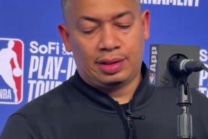 泰伦·卢赛后不满球队表现：我们本已掌控比赛，但却连续低级失误