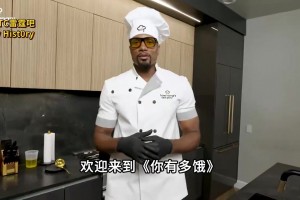 身体状态还是很好啊！罗伯森在俄罗斯联赛的盖帽快攻暴扣！
